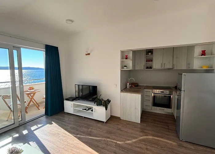 Bright Apartment